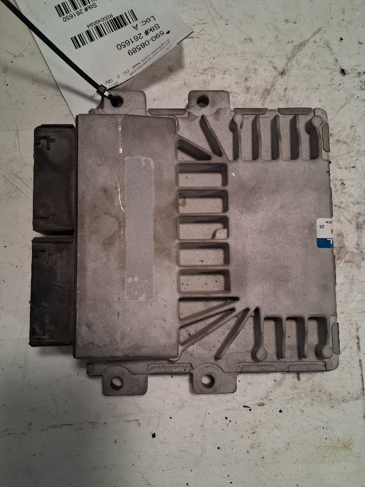 Engine Control Module (ECM/PCM) from a 2017 Ford Fusion, photo 2