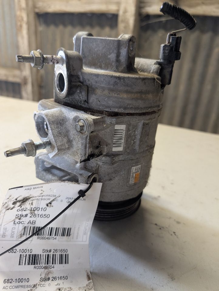 AC Compressor from a 2017 Ford Fusion, photo 1