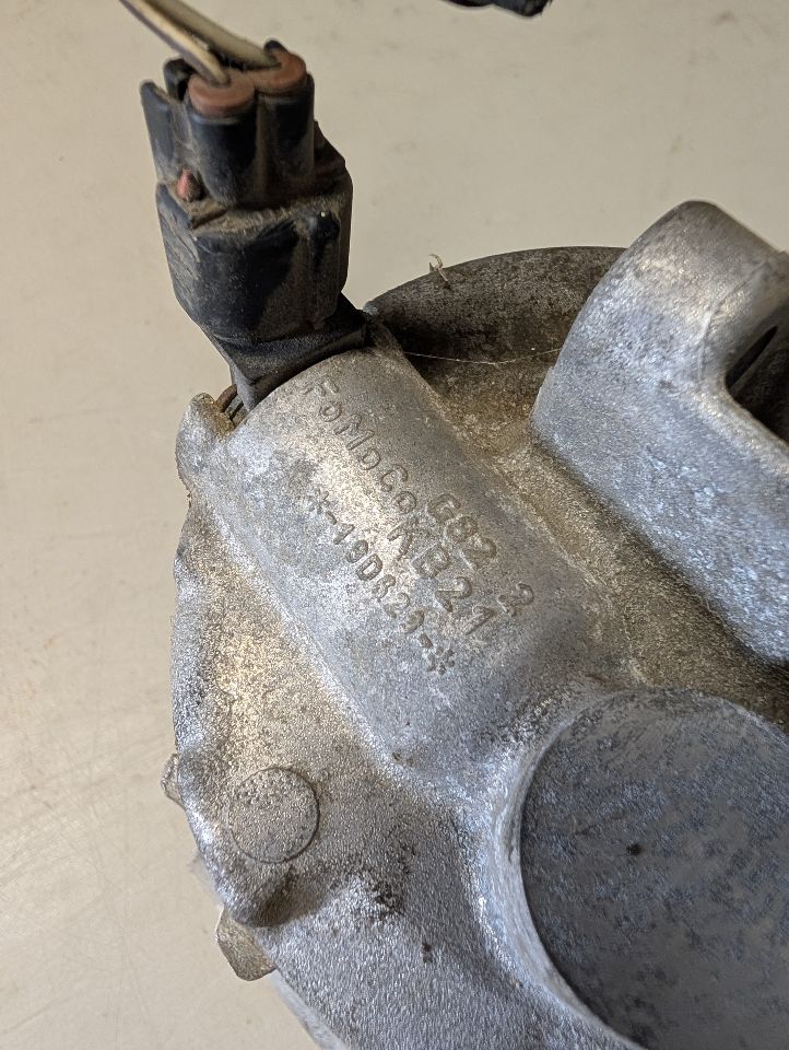AC Compressor from a 2017 Ford Fusion, photo 7