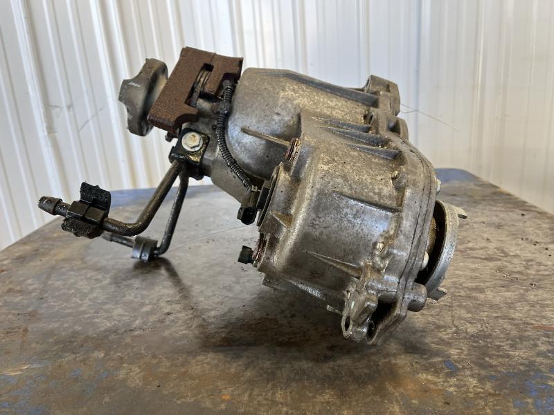 2010-2014 cadillac cts transfer case OPT FE2, FE1 - Used OEM Auto Part