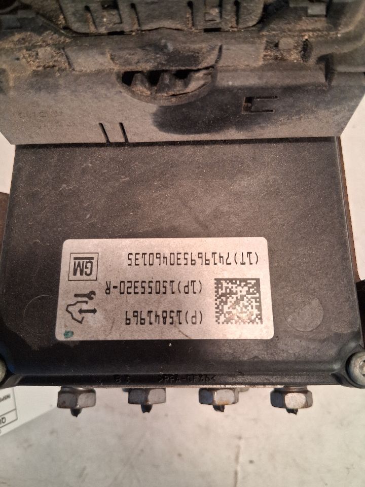 ABS Pump Module from a 2007 Chevrolet, photo 2