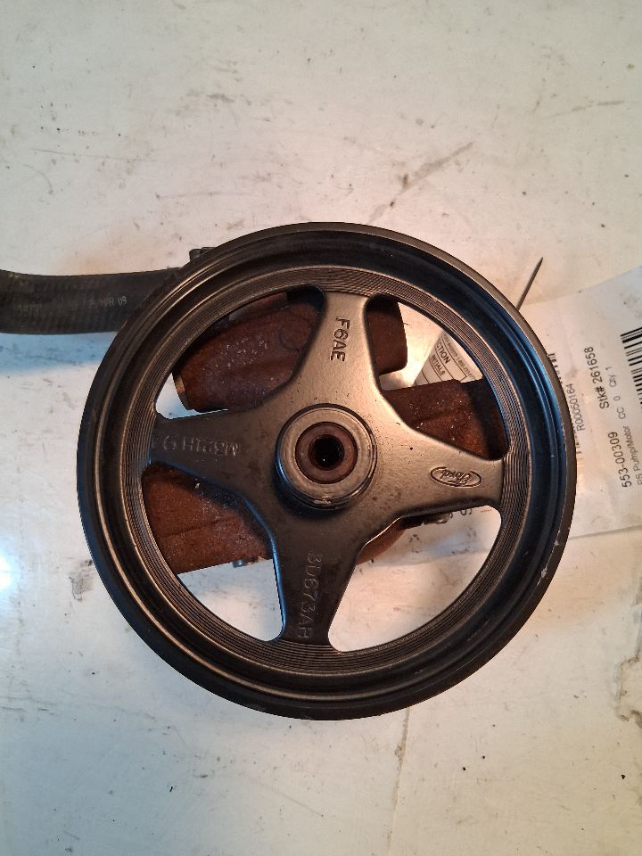Power Steering Pump from a 2009 Mercury Grand Marquis, photo 1