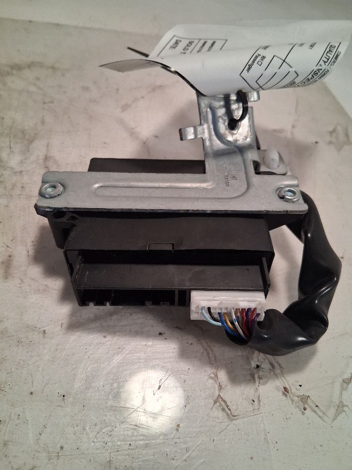 Driver Assist Module from a 2022 Nissan Versa, photo 3
