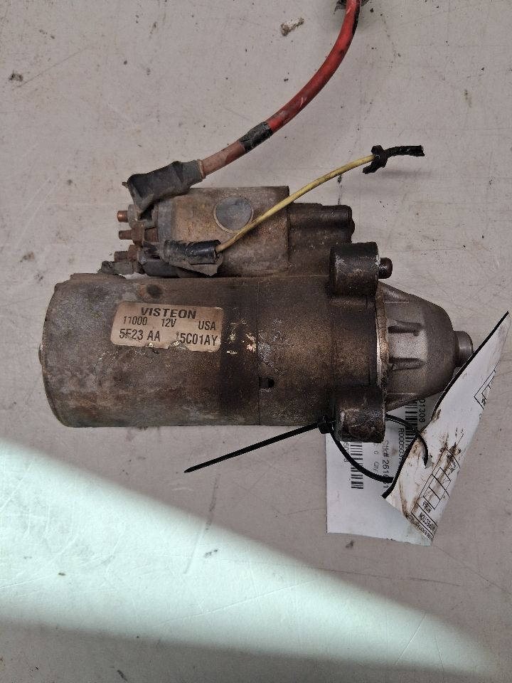 Starter Motor from a 2005 Ford Freestar, photo 2
