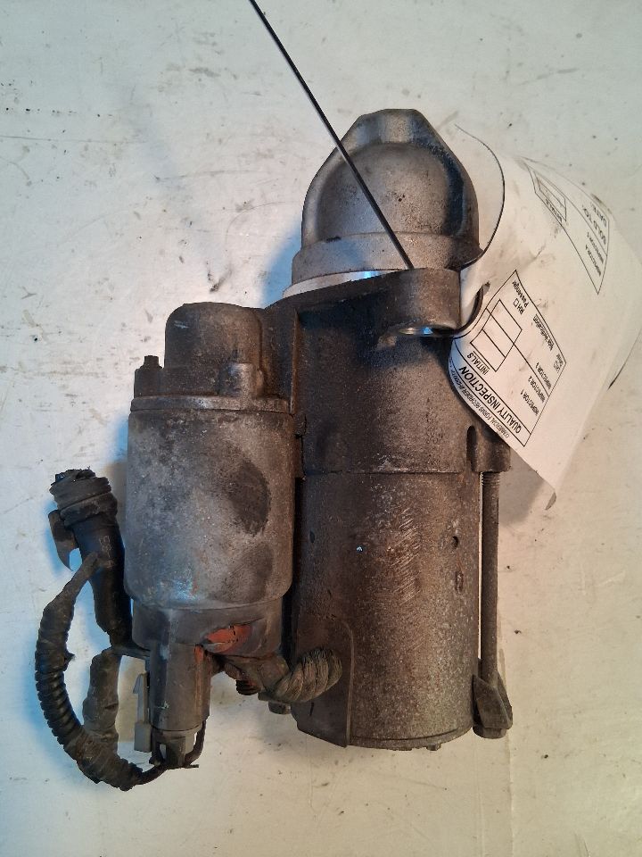 Starter Motor from a 2014 Chevrolet Equinox, photo 3