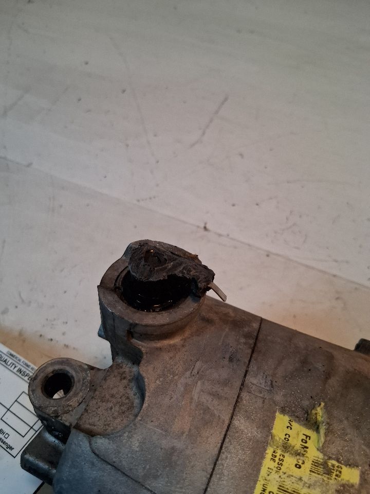 AC Compressor from a 2014 Ford Escape, photo 4