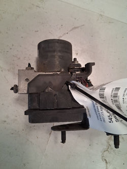 ABS Pump Module from a 2008 Ford Taurus, photo 1