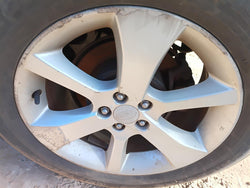 Wheel from a 2014 Subaru Legacy, photo 1