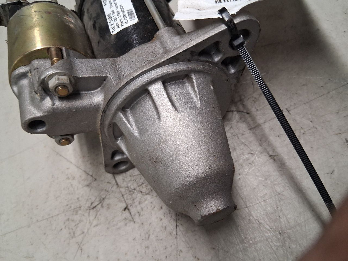 Starter Motor from a 2014 Subaru Legacy, photo 2