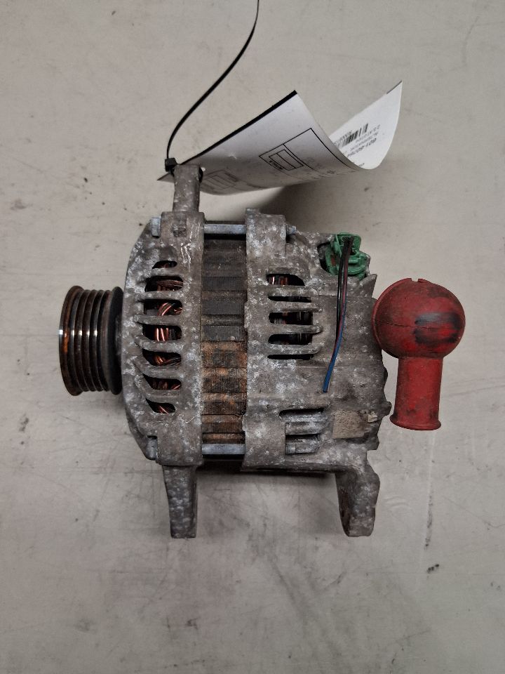 Alternator from a 2005 Subaru Forester, photo 2