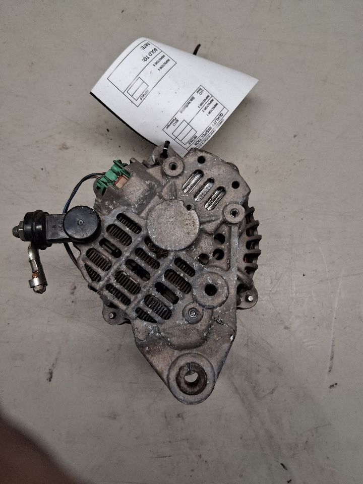 Alternator from a 2005 Subaru Forester, photo 3
