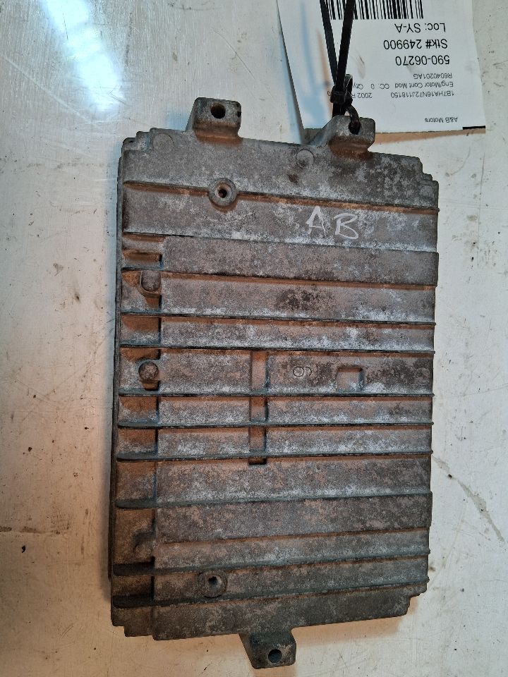 Engine Control Module (ECM/PCM) from a 2002 Dodge Ram 1500, photo 3