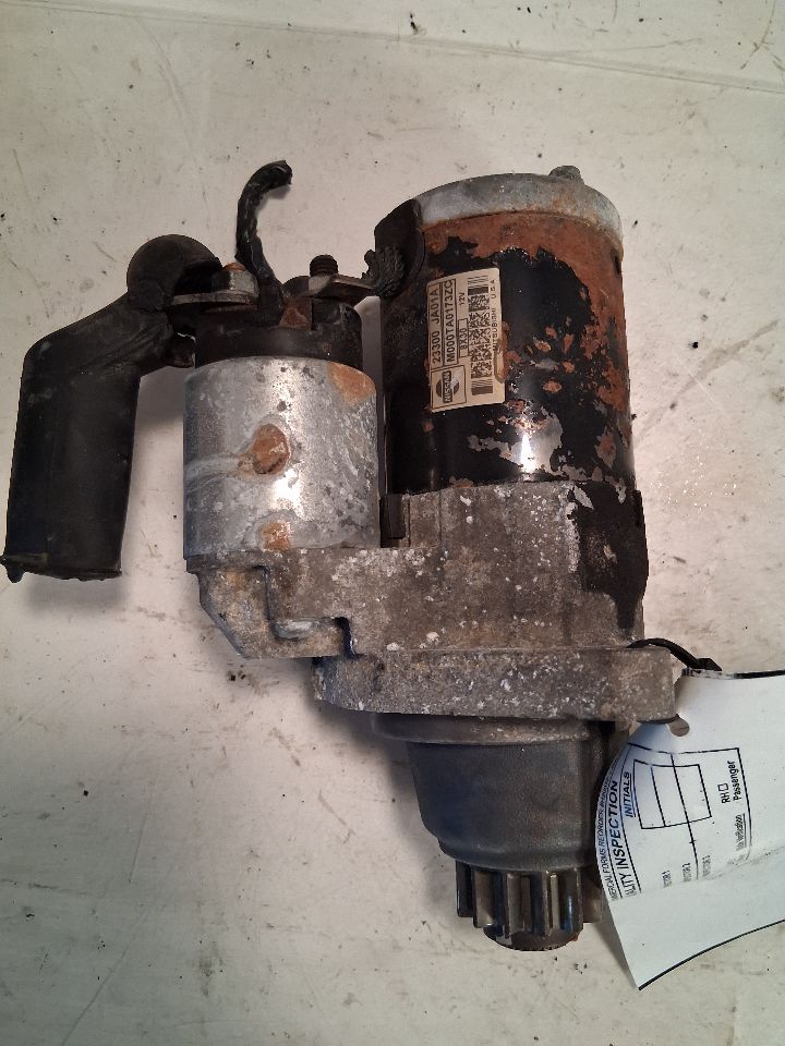 Starter Motor from a 2009 Nissan Altima, photo 1