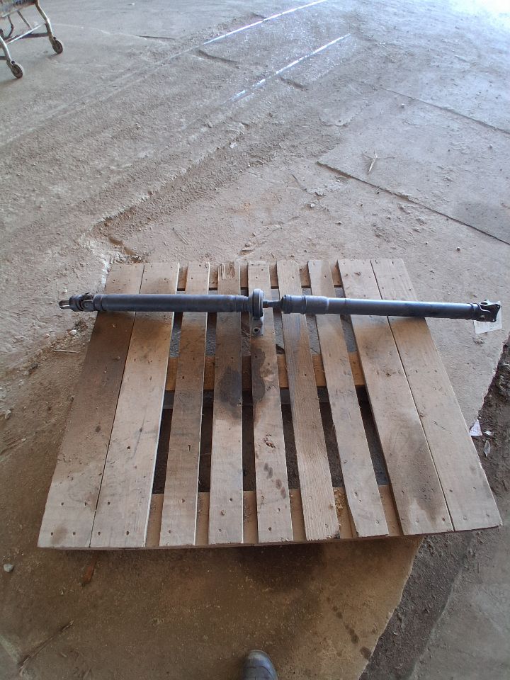Drive Shaft from a 2013 Subaru Impreza, rear, photo 1