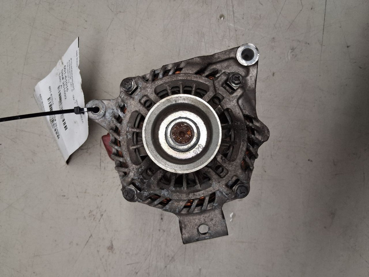Alternator from a 2013 Subaru Impreza, photo 1