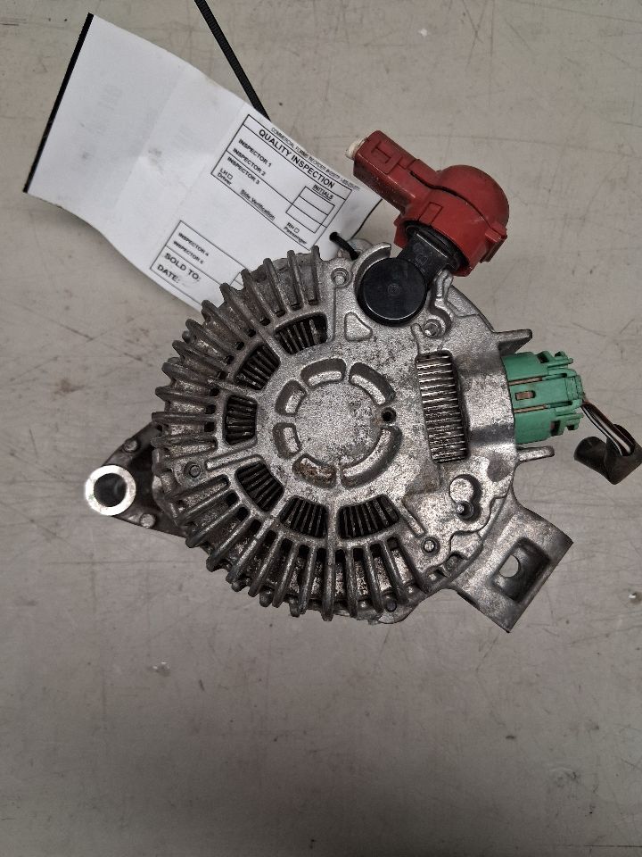 Alternator from a 2013 Subaru Impreza, photo 4