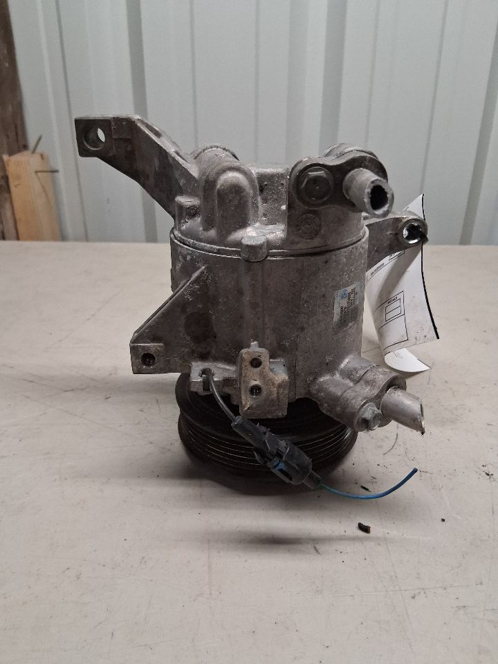 AC Compressor from a 2013 Subaru Impreza, photo 2