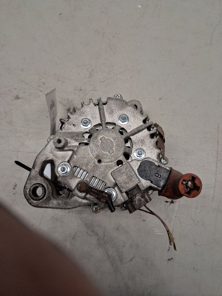 Alternator from a 1995 Nissan 240SX, photo 3