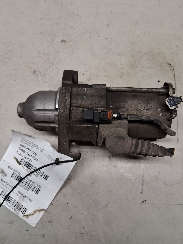 Starter Motor from a 2010 Honda Accord, photo 1
