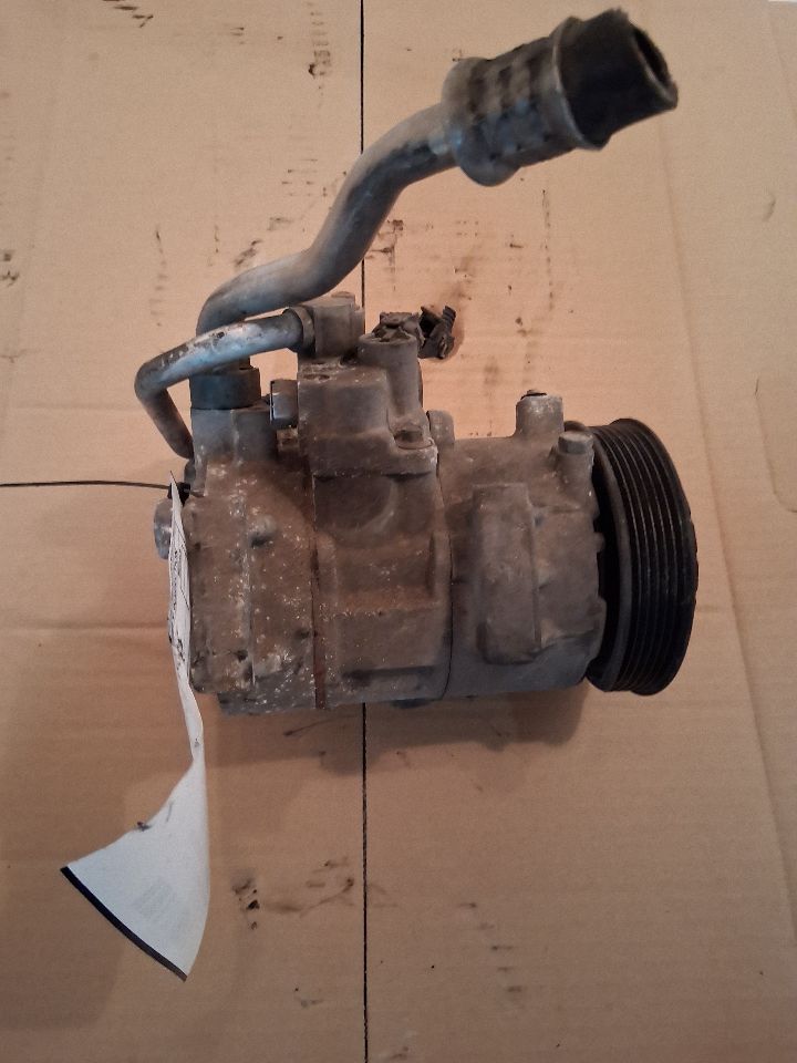 AC Compressor from a 2013 Toyota Corolla, photo 4