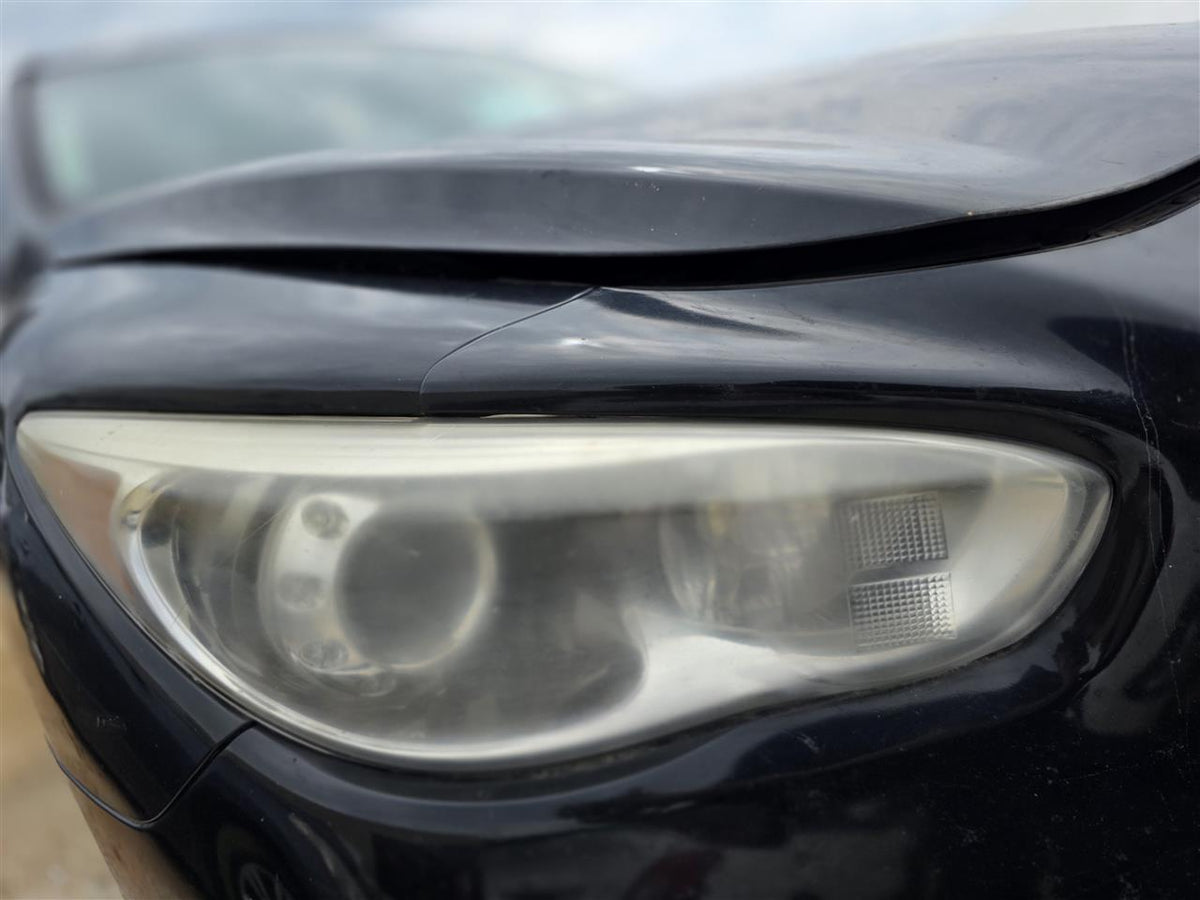Headlight Assembly from a 2014 Infiniti QX60, right side, photo 1