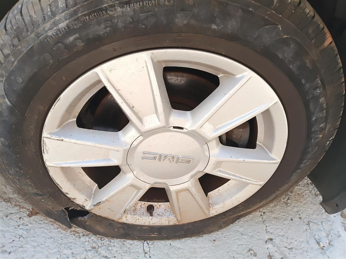 Wheel from a 2012 GMC Terrain, photo 1