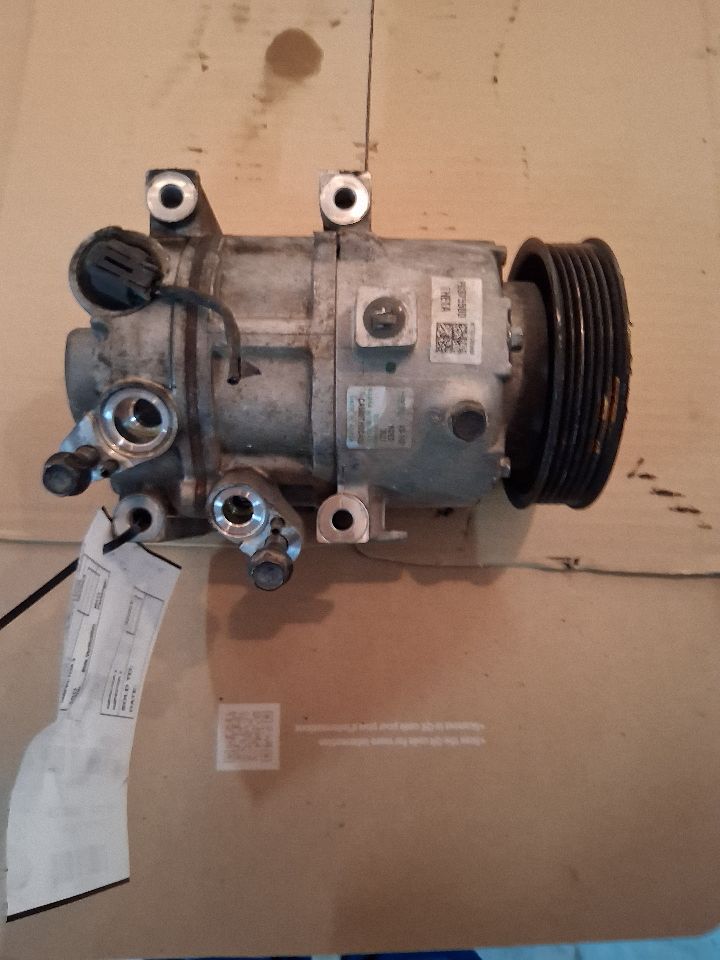 AC Compressor from a 2019 Kia Optima, photo 1