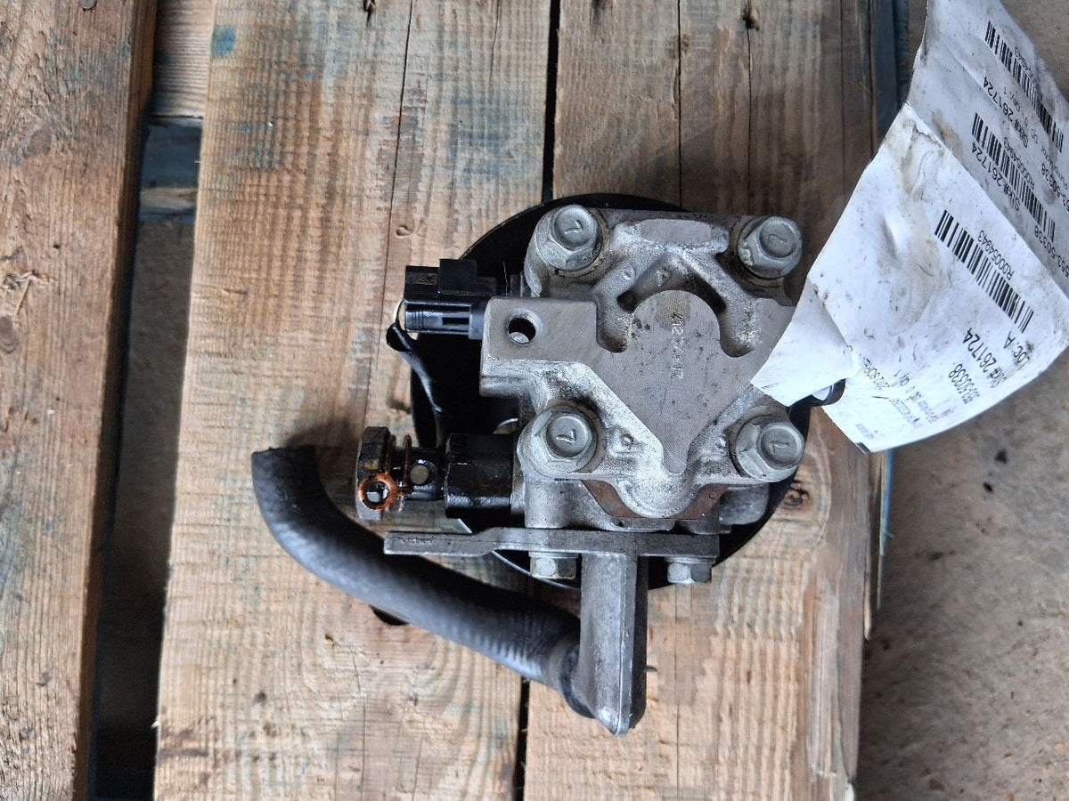 Power Steering Pump from a 2012 Kia Sorento, photo 2