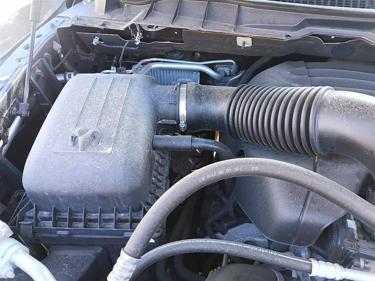 Air Filter Box from a 2018 Ram 1500, photo 1