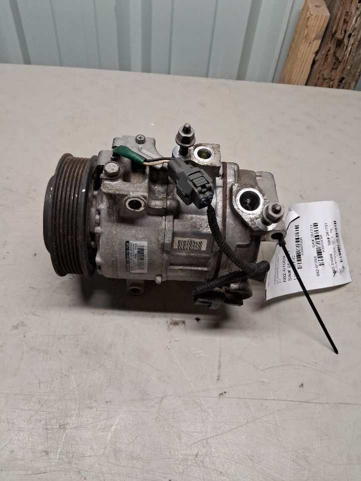 AC Compressor from a 2018 Ram 1500, photo 2