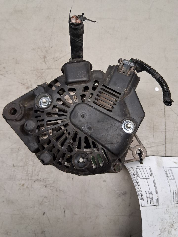 Alternator from a 2012 Hyundai Accent, photo 5