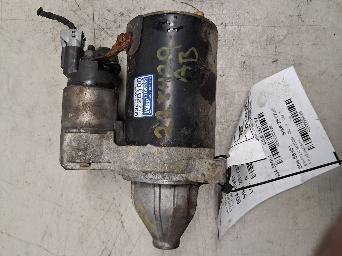Starter Motor from a 2012 Hyundai Accent, photo 2