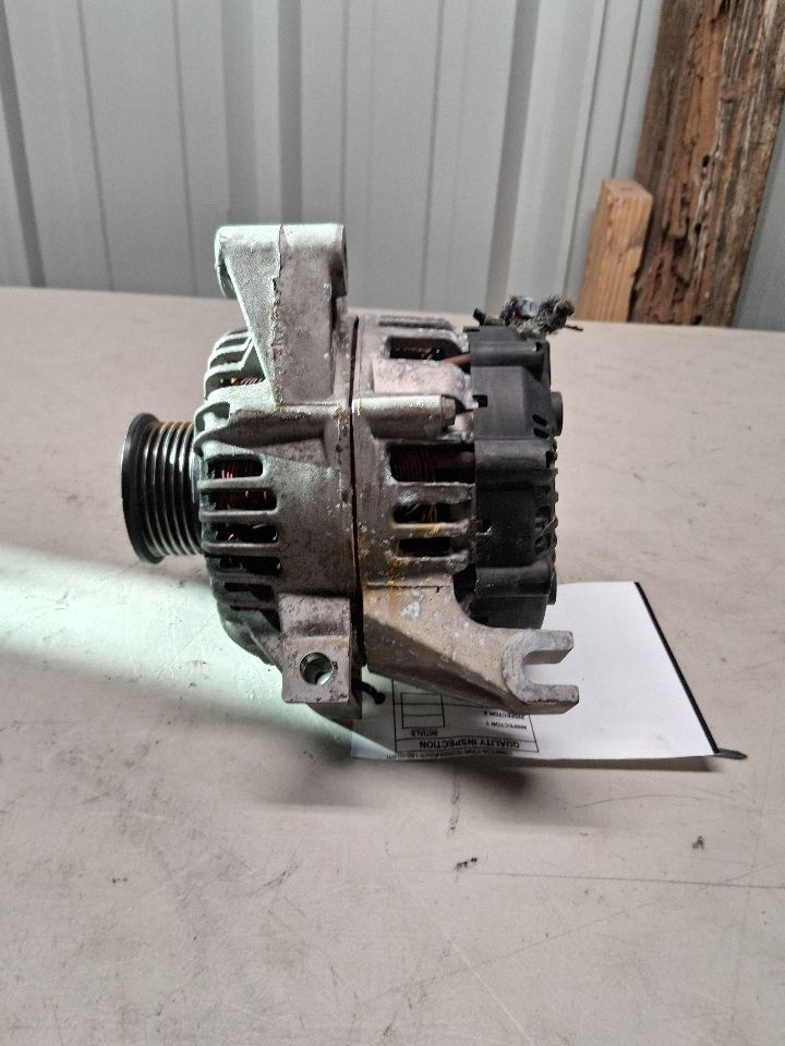 Alternator from a 2007 Saturn Aura, photo 3
