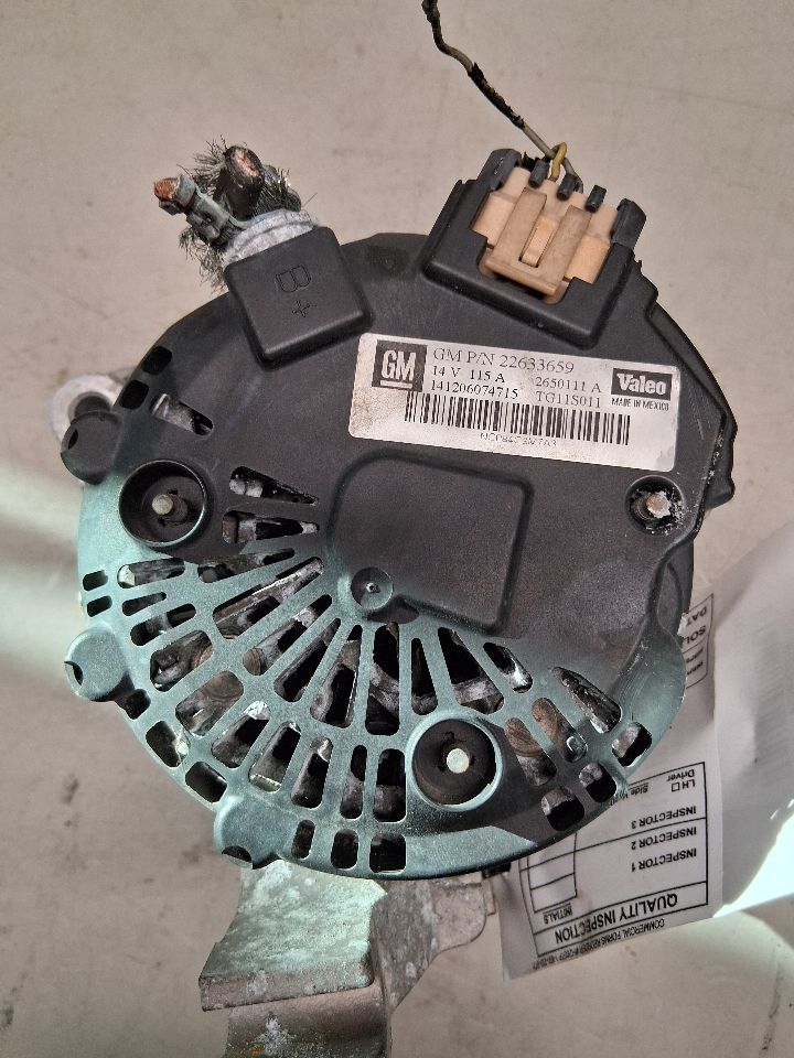 Alternator from a 2007 Saturn Aura, photo 4