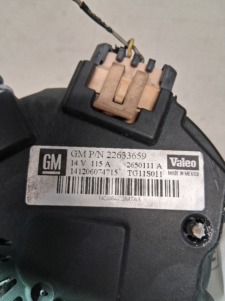 Alternator from a 2007 Saturn Aura, photo 5