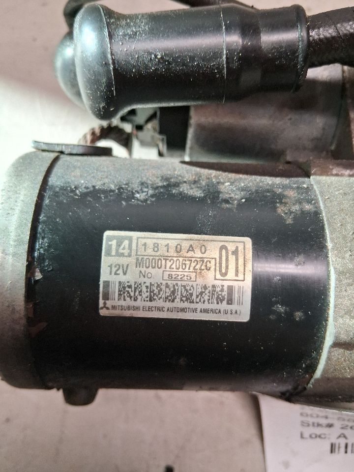 Starter Motor from a 2009 Mitsubishi Galant, photo 2
