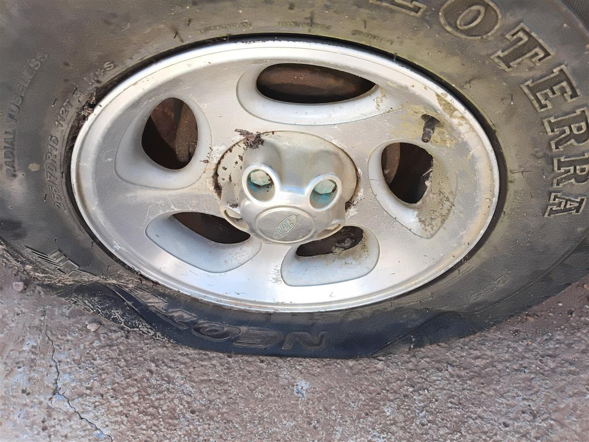 Wheel from a 2000 Ford Ranger, photo 1