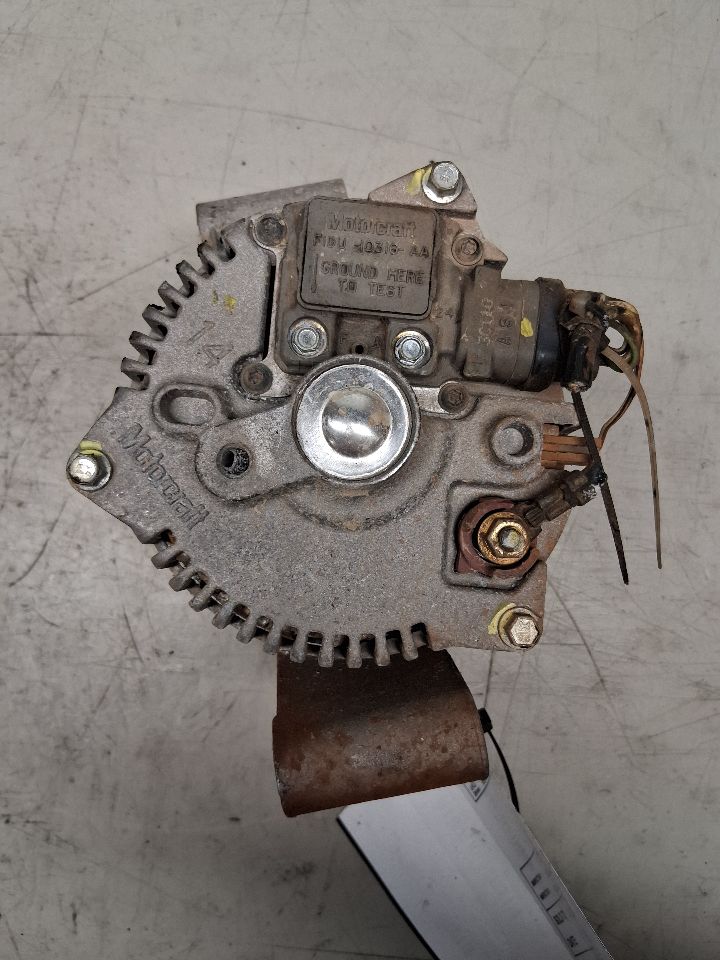 Alternator from a 2000 Ford Ranger, photo 3