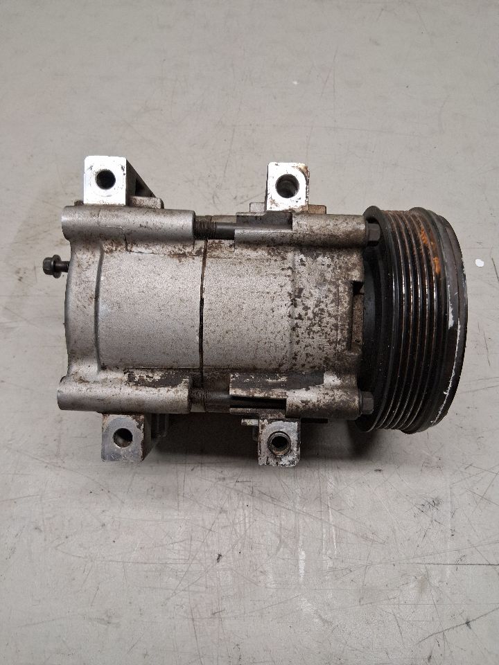 AC Compressor from a 2000 Ford Ranger, photo 1