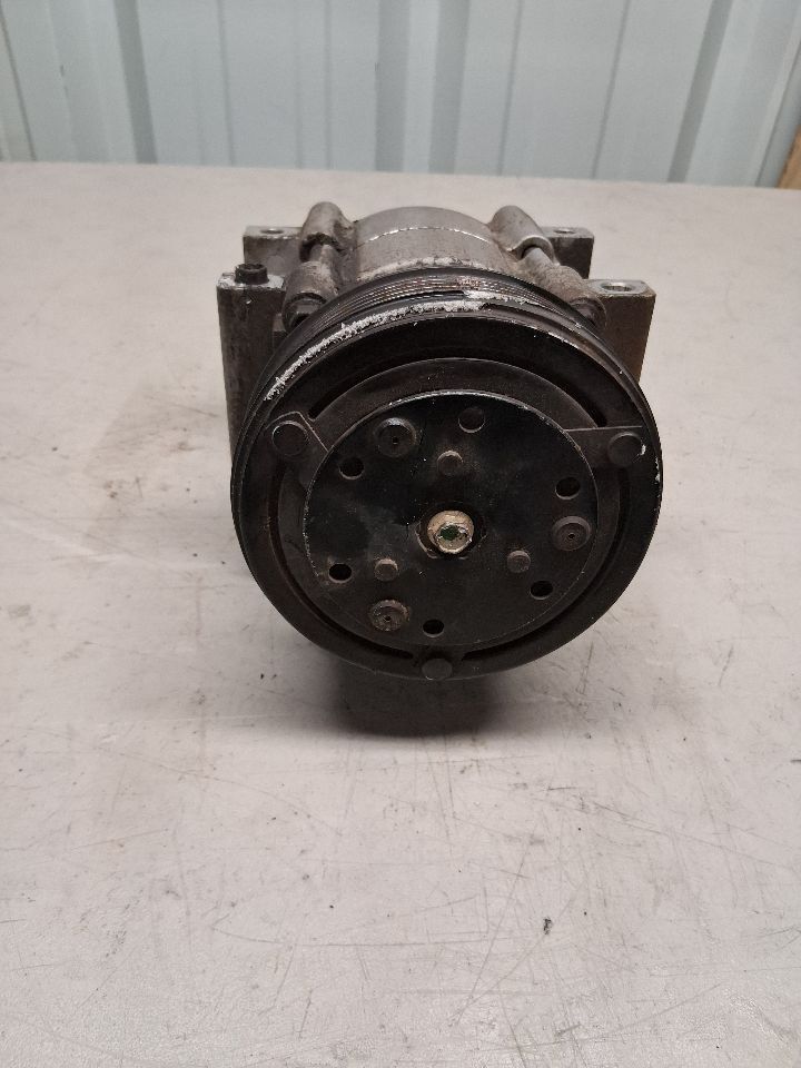 AC Compressor from a 2000 Ford Ranger, photo 2