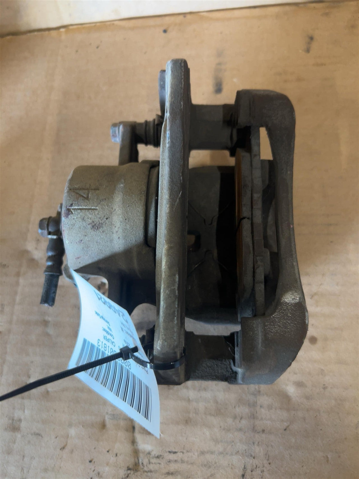 Brake Caliper from a 2009 Toyota Camry, front, right side, photo 1