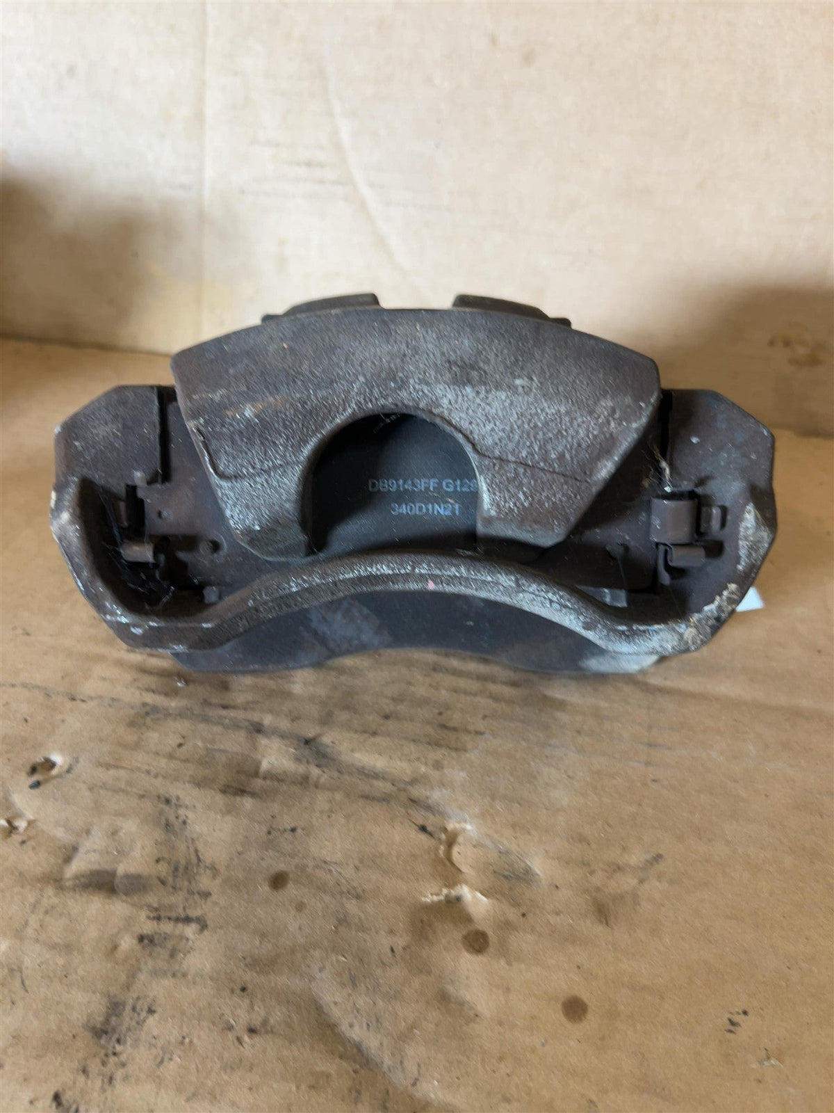 Brake Caliper from a 2009 Toyota Camry, front, right side, photo 2
