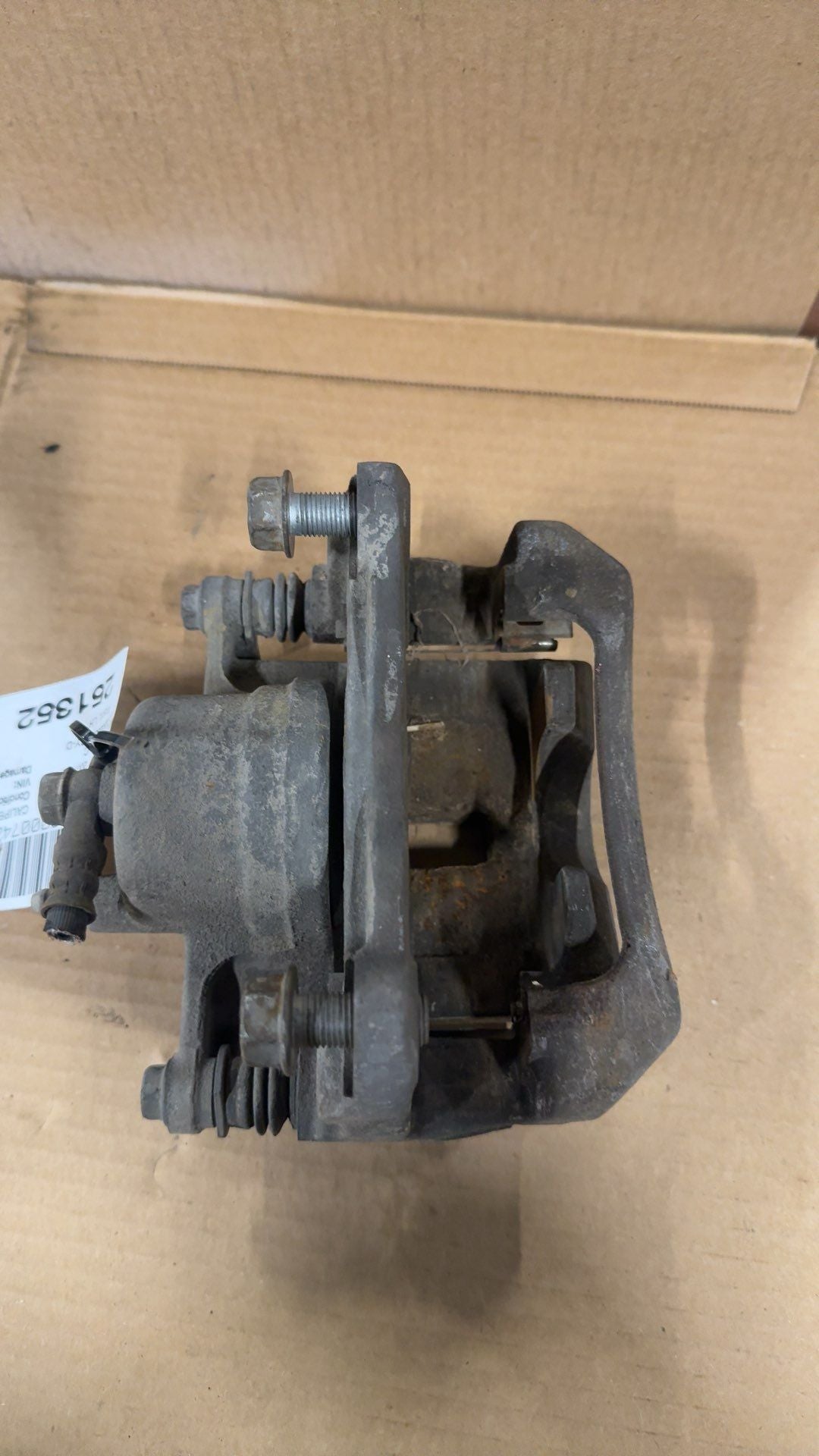 Brake Caliper from a 2007 Toyota, front, left side, photo 1