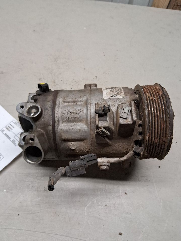 AC Compressor from a 2016 Nissan Altima, photo 3