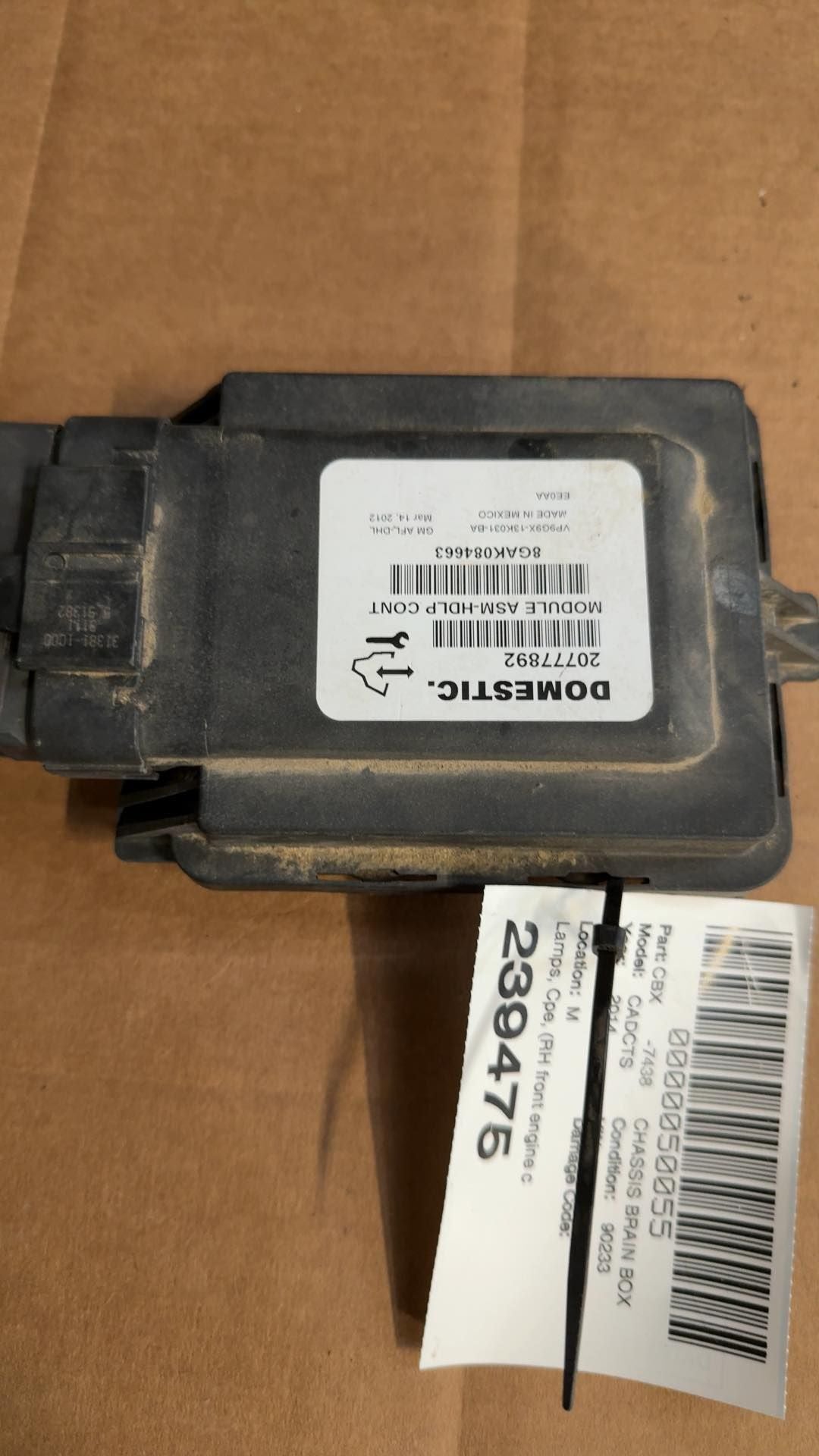 Lighting Control Module from a 2014 Cadillac CTS, photo 1