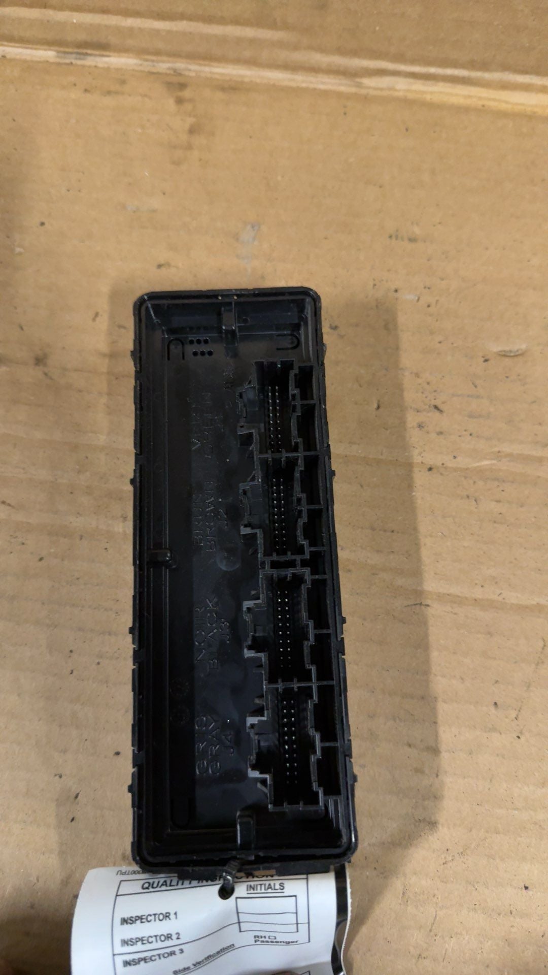 Climate Control Module from a 2013 Cadillac XTS, photo 2