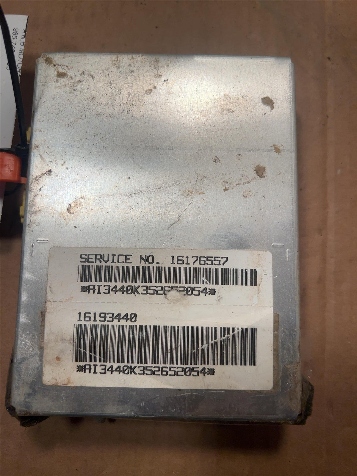 Air Bag Control Module from a 1995 GMC 1500, photo 2