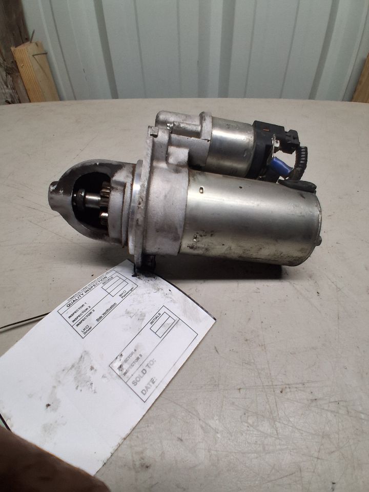 Starter Motor from a 2017 Hyundai Sonata, photo 3