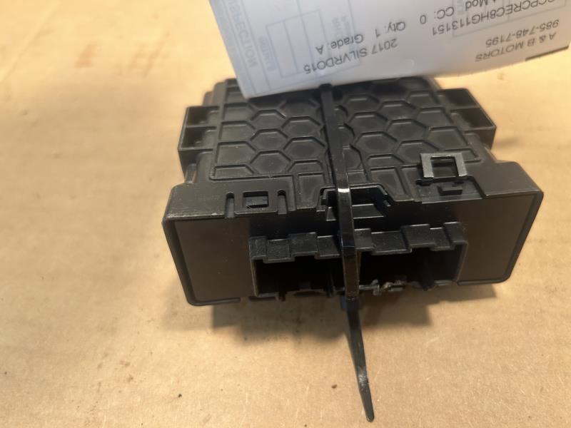 Driver Assist Module from a 2017 Chevrolet Silverado 1500, photo 2