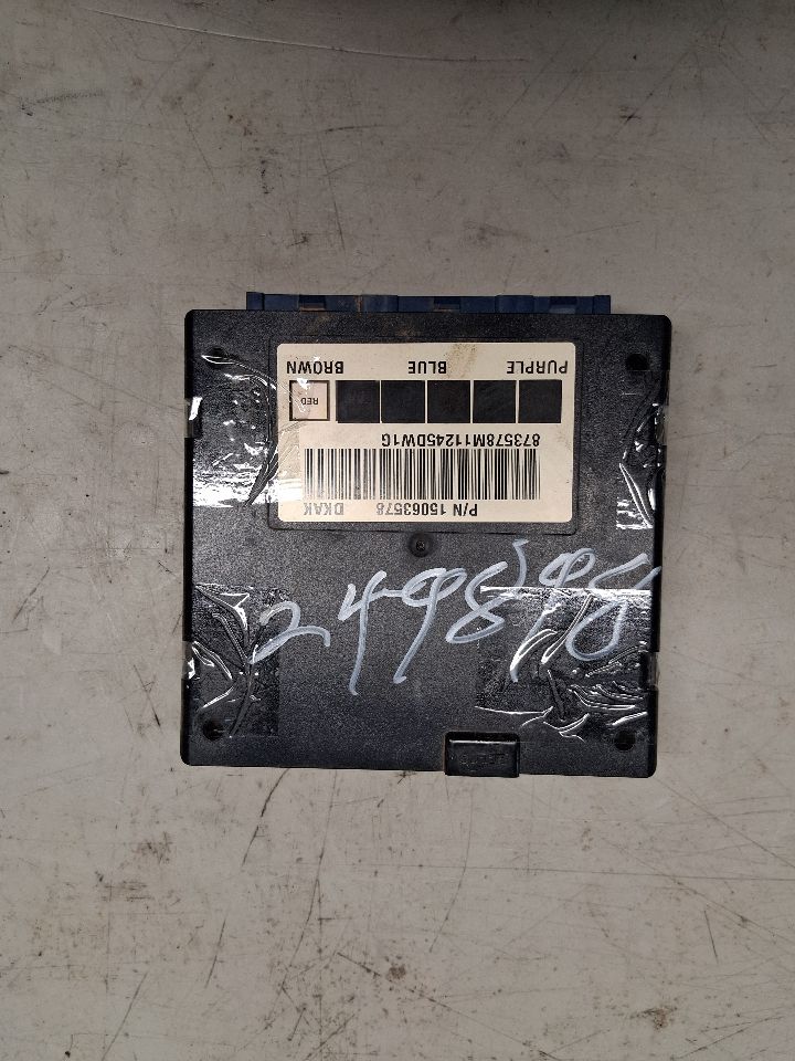 Body Control Module (BCM) from a 2002 Chevrolet Silverado 1500, photo 1
